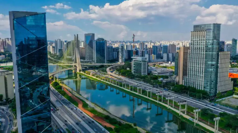onde moram os ricos em são paulo